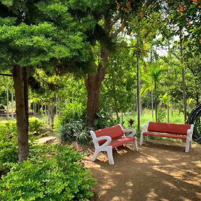 Green Lakes farm property overview